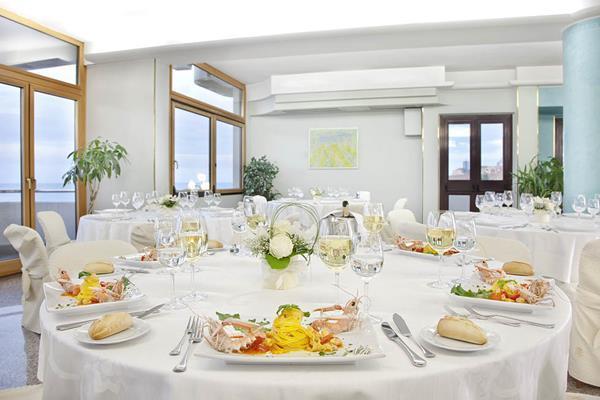 Hotel Mistral Termoli Ngoại thất bức ảnh